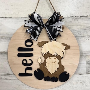Highland cow - Home decor - Farmhouse decor - Highland cow door hanger - Cow signs