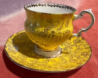 Lizabethan fine bone china tea cup and saucer