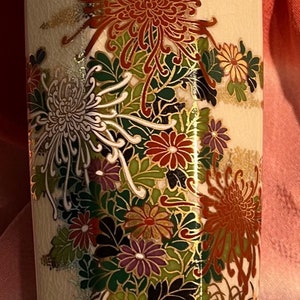 Vintage Satsuma Crackled Glazed Hand Painted Porcelain Vase