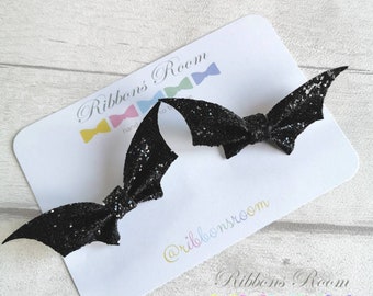 Bat hair clips, Halloween hair accessory, bat pig tail clips, halloween hair slide, bat Hair piece, halloween costume, black bat clip