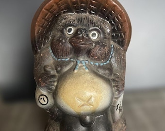 信楽焼 狸 タヌキ 置物 高さ約25cm 縁起物 幸運 タヌキ - Etsy 日本