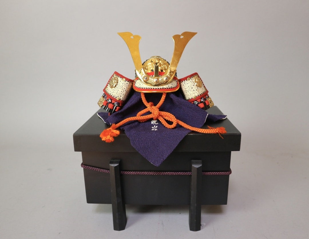 日本の古いヴィンテージサムライカブトヘルメット -マスク付き