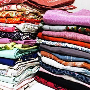 Japanese Haori Kimono Coat Set – 20 Pre-Owned Womens Jackets – Vintage-Inspired Styles – Japan Import – Assorted – Sample Photos Only image 6