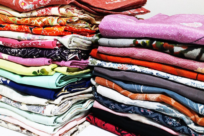 Japanese Haori Kimono Coat Set – 20 Pre-Owned Womens Jackets – Vintage-Inspired Styles – Japan Import – Assorted – Sample Photos Only image 6