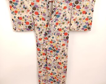 Used Japanese Kimono - Vintage Kimono with Colorful & Chic Floral Pattern from Japan