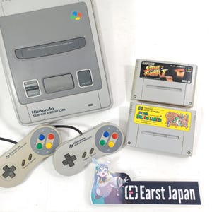 Used Nintendo Super Mario World (Bros.4) Street Fighter 2 Super Famicom Console Set - Tested Working Japanese SNES SFC Optional Transformer