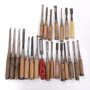 Used 23-Piece Japanese Woodworking Chisel Set Assorted Sizes Various Cutting Widths Wooden Handles DIY Hand Tool Collection