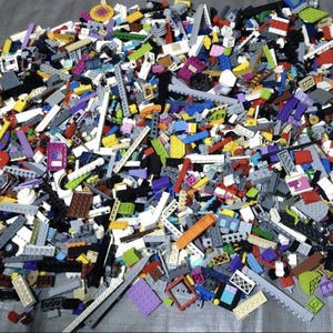 Used LEGO Blocks Bulk Lot Approximately 3kg (6.6 lbs) Mixed Colors & Shapes for Creative Building