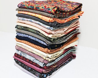 Japanese Kimono Set – 20 Pre-Owned Women's Kimonos – Vintage-Inspired Traditional Styles – Assorted Collection – Japan Import – Sold As Is