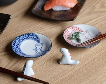 Dinosaur Plate & Chopstick Rest Set from Japan | 2 Small Plates + 2 Chopstick Holders | Awasaka Porcelain | Cute Gift Box