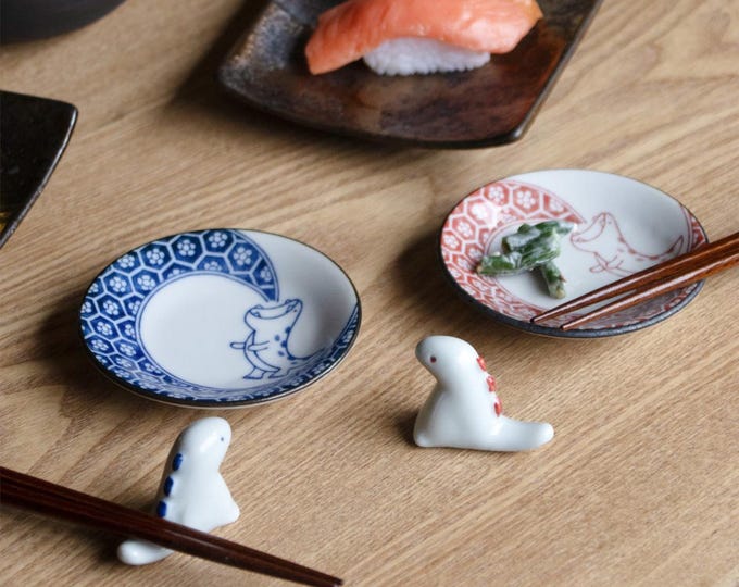 Dinosaur Plate & Chopstick Rest Set from Japan | 2 Small Plates + 2 Chopstick Holders | Awasaka Porcelain | Cute Gift Box| Forgot Souvenir