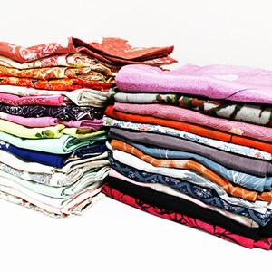 Japanese Haori Kimono Coat Set – 20 Pre-Owned Womens Jackets – Vintage-Inspired Styles – Japan Import – Assorted – Sample Photos Only image 7
