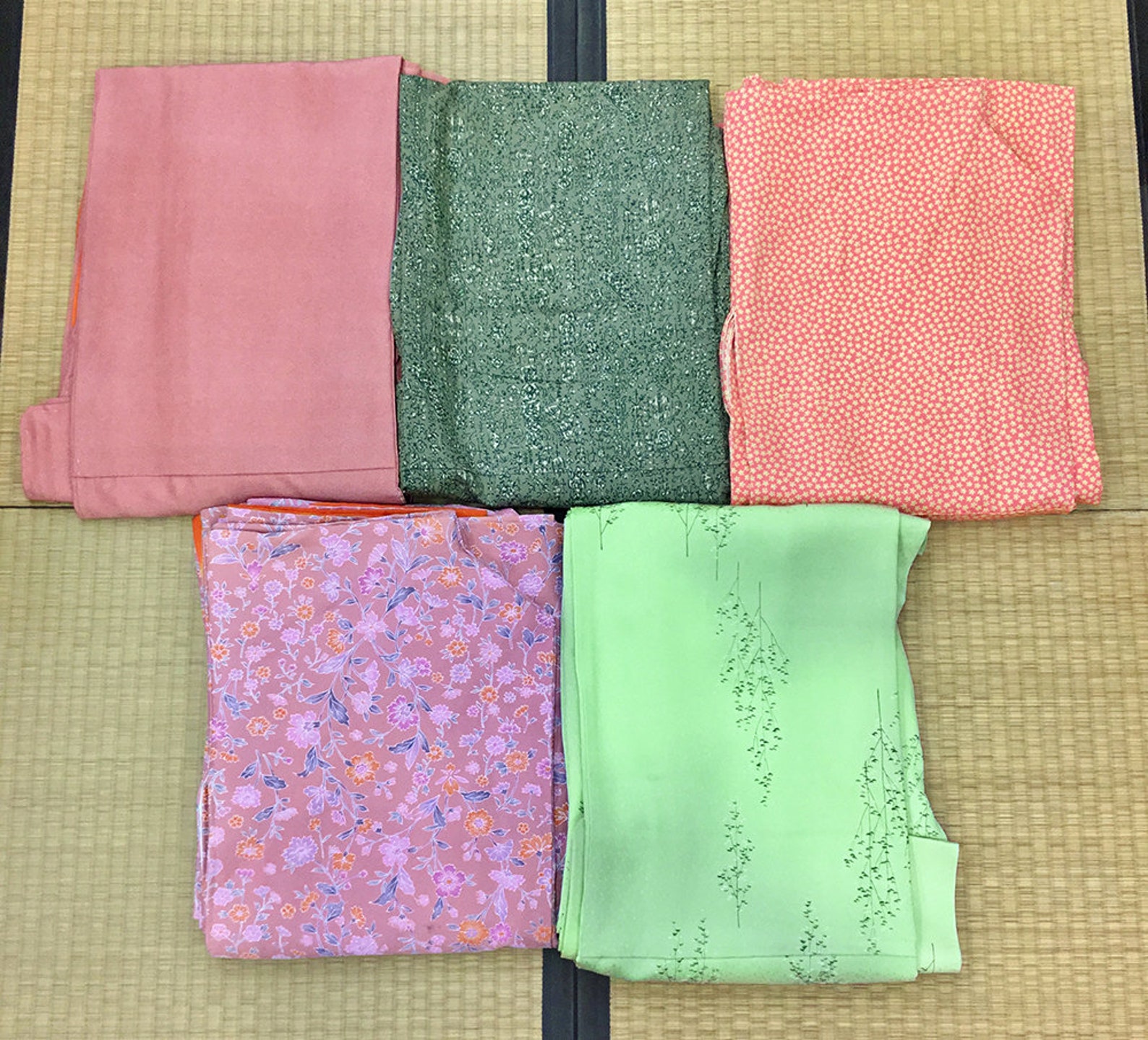 5 Women's Kimonos Japanese Vintage Traditional Kimono Etsy