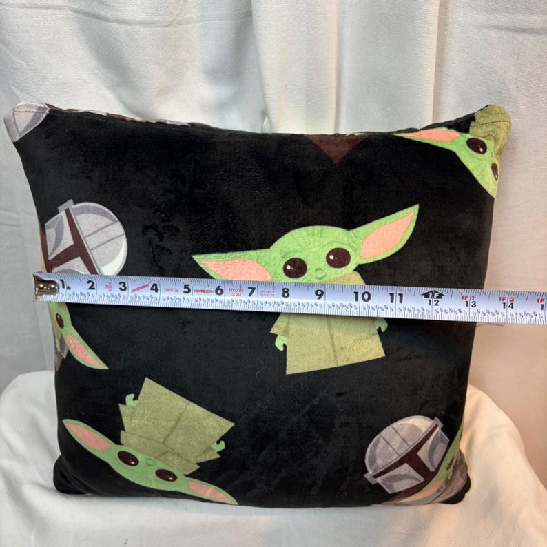 Star Wars Mandalorian Grogu Baby Yoda Plush Pocket Pillow Handcrafted Blk 14x14 afbeelding 5