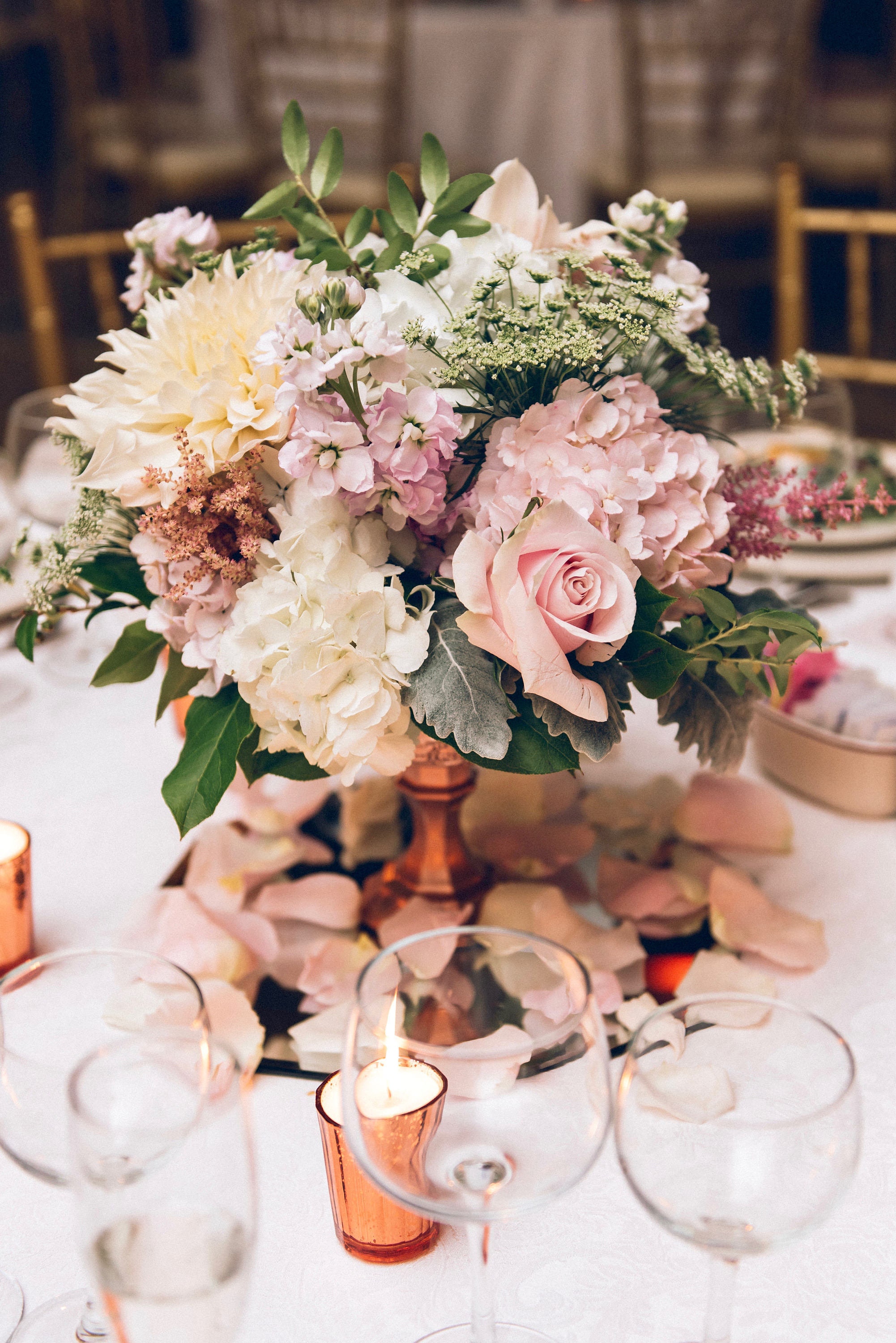 pink and gold centerpieces