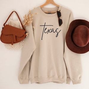 Texas Sweatshirt Trendy TX Crewneck Minimalist Cursive City Pullover Southern Texan Sweater Longhorn State Hoodie Women Western Apparel Gift