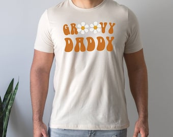 Groovy Daddy Shirt Retro Dad Tee Boho Father Top Hippie Fathers Day Gift Bohemian Matching Parent Tshirt 70s Themed Birthday Party Apparel