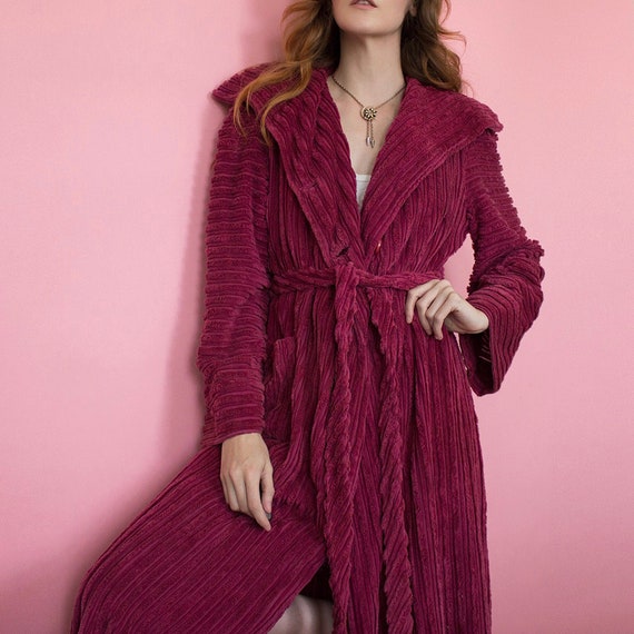 Vintage 1930s striped deep raspberry pink chenille