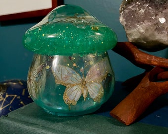 Mushroom Jar | Fairy | Cottagecore | Resin Jar | Mushroom | Jar | Herb Jar | Trinket Dish | Ring Box | Fairycore | Christmas Gift