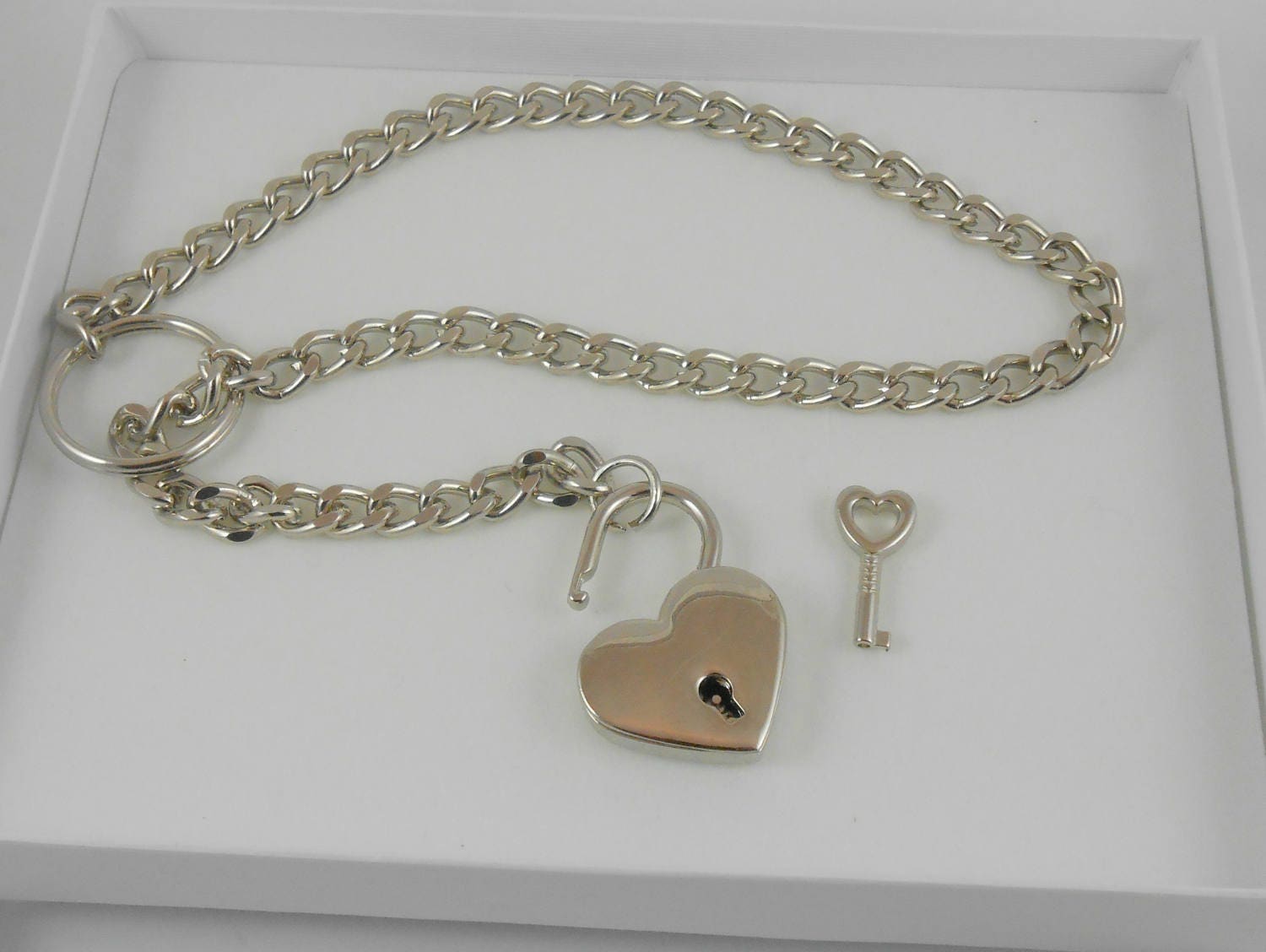 Discounts Outlet Online Wholesale Masculine collar for