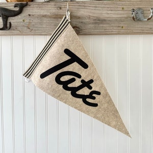 Personalized pennant, Felt pennant flag, Custom Name Pennant, Boys Room Decor