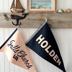 Beach town pennant, Custom Beach House Pennant, Custom Beach Pennant, Nautical gift, Personalized lake flag