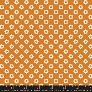 Honey Daisy Polka Dot in Earth (RS4059 17) di Alexia Marcelle Abegg per Ruby Star Society -- Fat Quarter