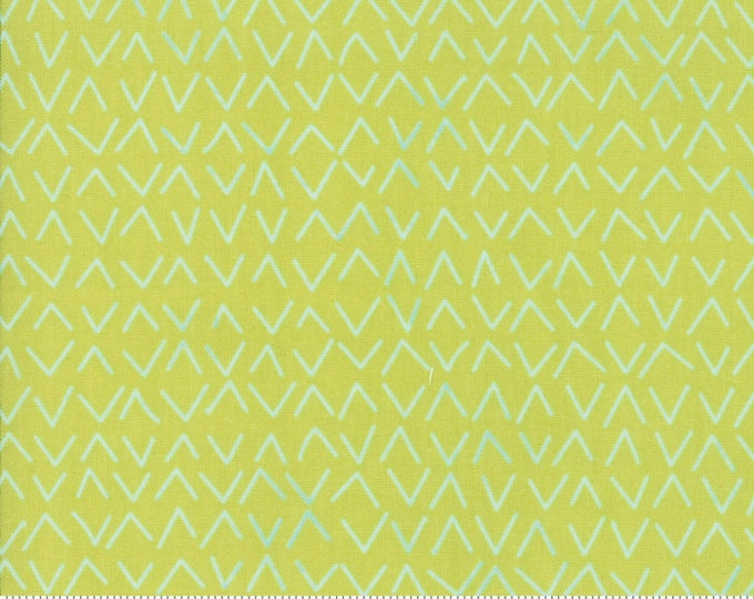 Day in Paris. -- Arrows in Chartreuse (1685 15) by Zen Chic for Moda -- Fat Quarter