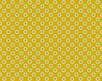 Allegory by Anna Maria Parry -- Fat Quarter of AMT145- 52C Stamped in Golden