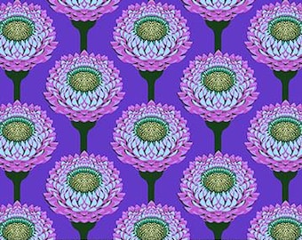 Iconic by Anna Maria Parry -- Fat Quarter of AMT123-63C