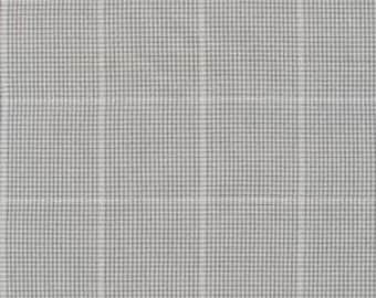 Jennifer Sampou -- Shimmer On Yarn Dyed- Fat Quarter of Grid in Grey Metallic