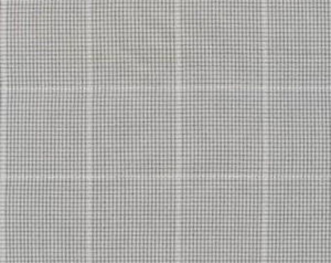 Jennifer Sampou -- Shimmer On Yarn Dyed- Fat Quarter of Grid in Grey Metallic