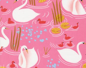 Love Letter by Lizzy House- (37121 21) -- Fat Quarter of Little Loves in Pink