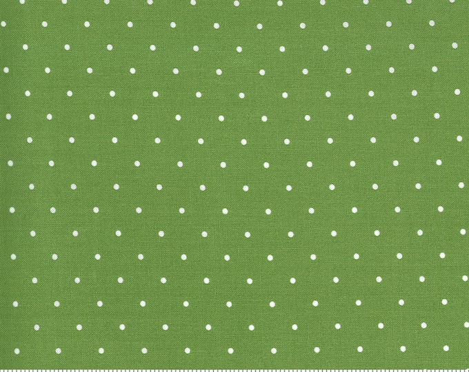 Sunday Stroll -- Sweet Dot in Green (55226 20) by Bonnie and Camille for Moda -- Fat Quarter