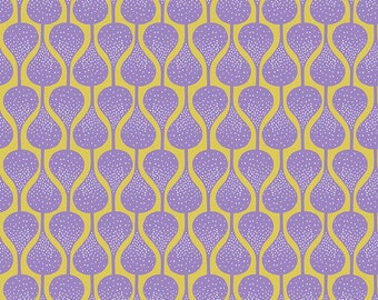 Shannon Newlin Vibrant Blooms -- Fat Quarter of Drops in Lavender