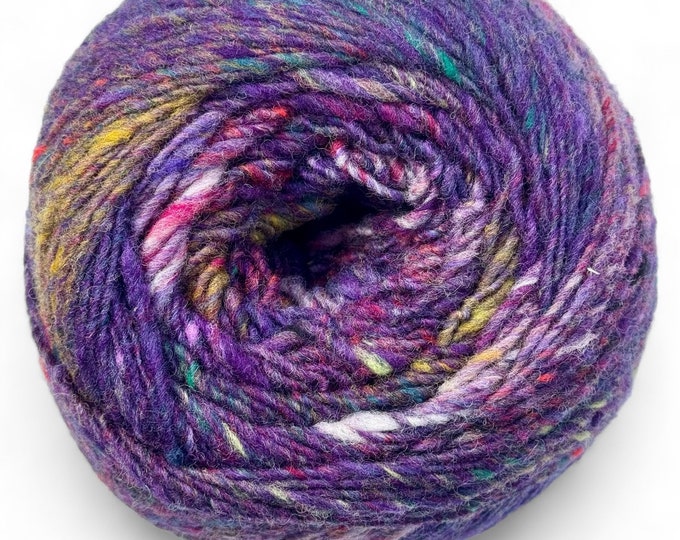 NORO Viola (02) “Kawagoe” - 200g - 100% Wool- Aran / 10 ply (8 wpi)