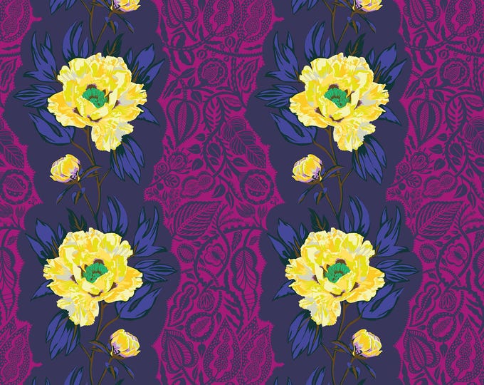 Overdressed by Anna Maria Parry -- Fat Quarter of AMT153- 86C Triumph in Bob