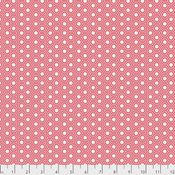 True Colours Hexy Flamingo - Tula Pink - PER QUARTER METRE True Colours Hexy Flamingo - Tula Pink - PER QUARTER METRE