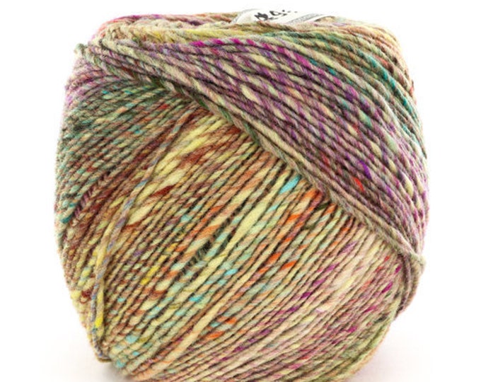 NORO Viola (13) “Asuke” - 200g - 100% Wool- Aran / 10 ply (8 wpi)