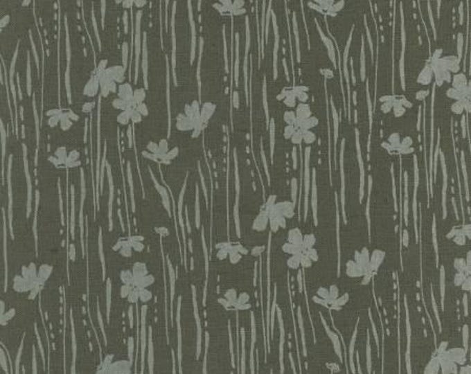 Around the Bend by Anna Graham for Robert Kaufman, 100% Cotton Linen Canvas -- 25cm -- Reeds in Pepper (AFH-2-978-188)