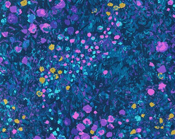 Painterly Petals by Robert Kaufman- Fat Quarter of SRKD-19149-9 Navy