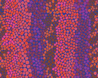 Kaffe Fassett Collective februari 2021 -- Fat Quarter of Brandon Mably Pebble Mosaic in Prune