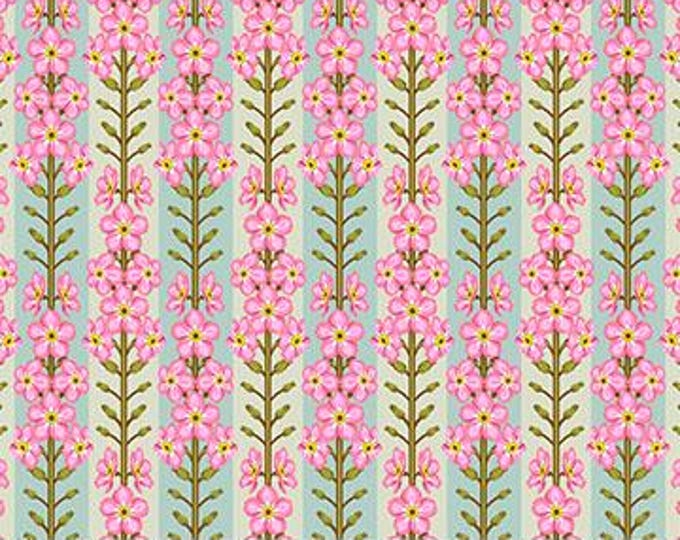 Iconic by Anna Maria Parry -- Fat Quarter of AMT125-20V