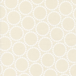 Lizzy House - Love Letter (37125 41) - Armband Fat Quarter of Pearl in eierschalenweiß