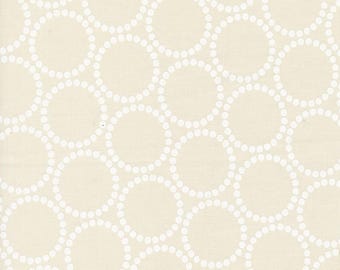 Love Letter by Lizzy House- (37125 41) -- Fat Quarter of Pearl Bracelet in Eggshell White