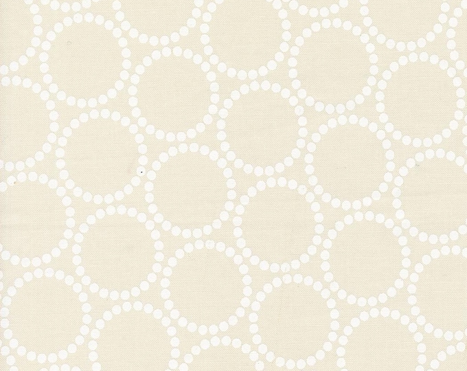 Love Letter by Lizzy House- (37125 41) -- Fat Quarter of Pearl Bracelet in Eggshell White