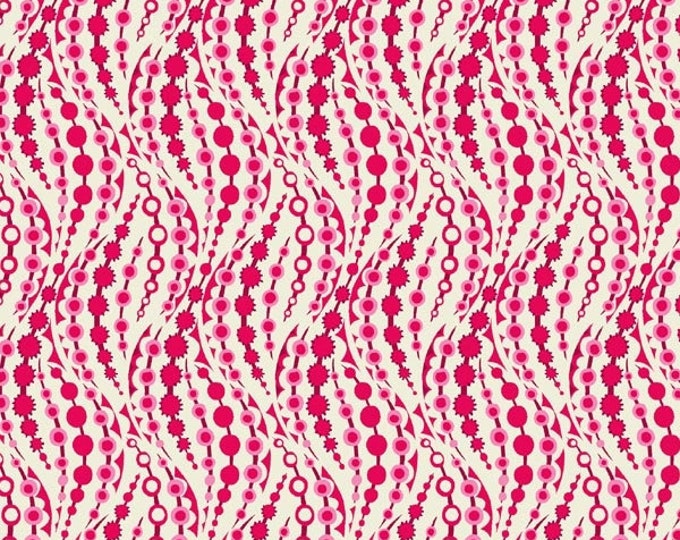 Eden by Sally Kelly for Windham Fabrics - Fat Quarter of 52812-8 Ripple in Red