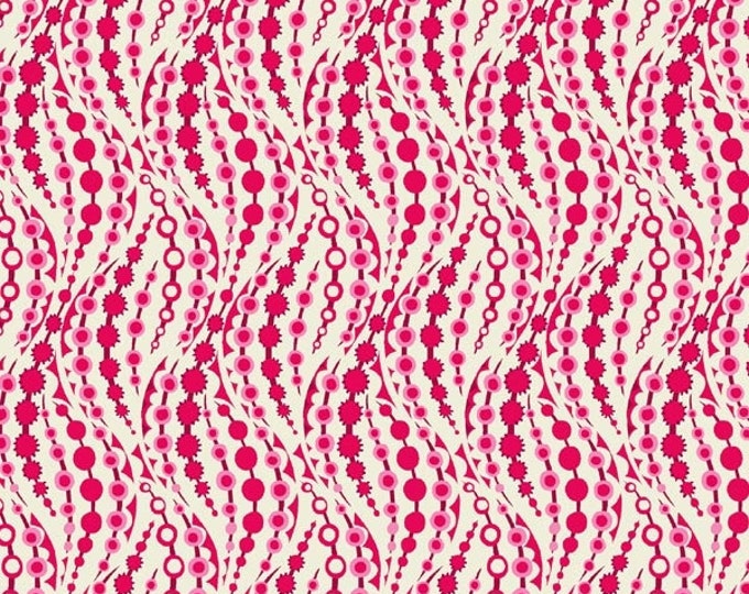 Eden by Sally Kelly for Windham Fabrics - Fat Quarter of 52812-8 Ripple in Red