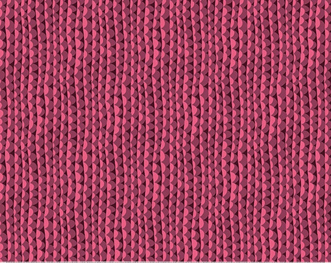 Atlantis by Sally Kelly for Windham Fabrics - Fat Quarter of 53343-8 Ripple in Fuchsia