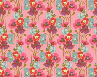 Overdressed by Anna Maria Parry -- Fat Quarter of AMT151- 23V Pouring Poppies in Haze